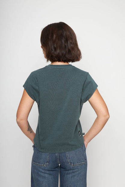 Polera Sari Orgánica Petróleo Mujer