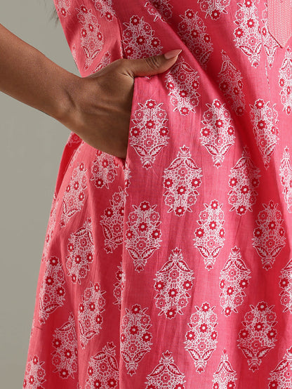 Pure cotton nighty for women with pocket In pink