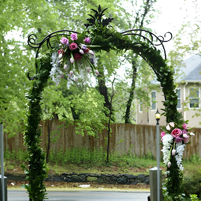 Salal and Ruscus Greens Garland