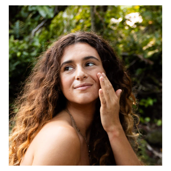 Mad Hippie Sheer Tint Sun Serum 29 SPF Lifestyle