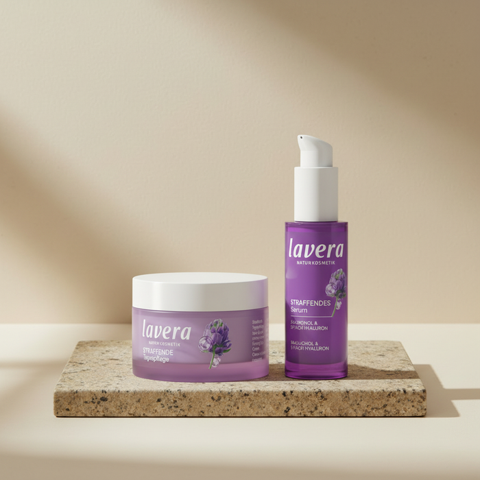 Straffende tagespflege und Serum  (AI-generated image)