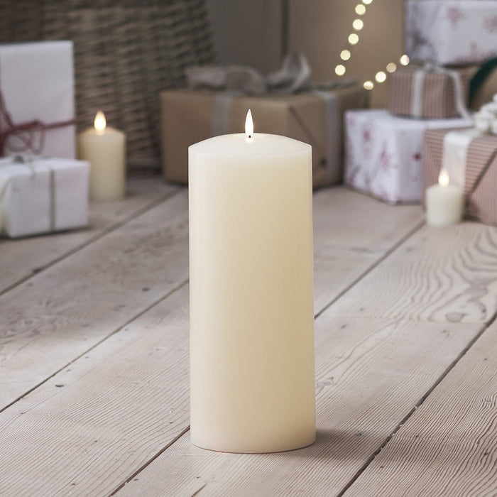 CA20038_TruGlow-Chapel-Candle-Christmas.jpg