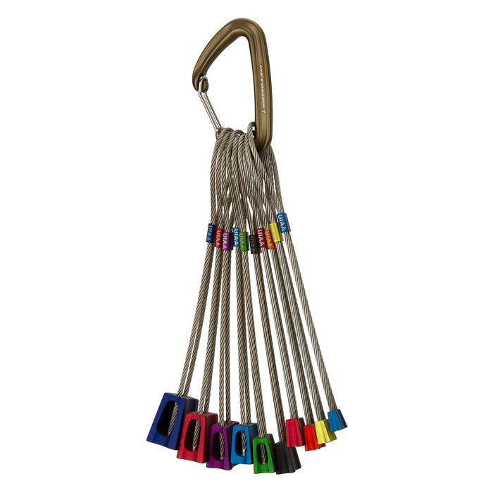 Curve Nut Set on carabiner