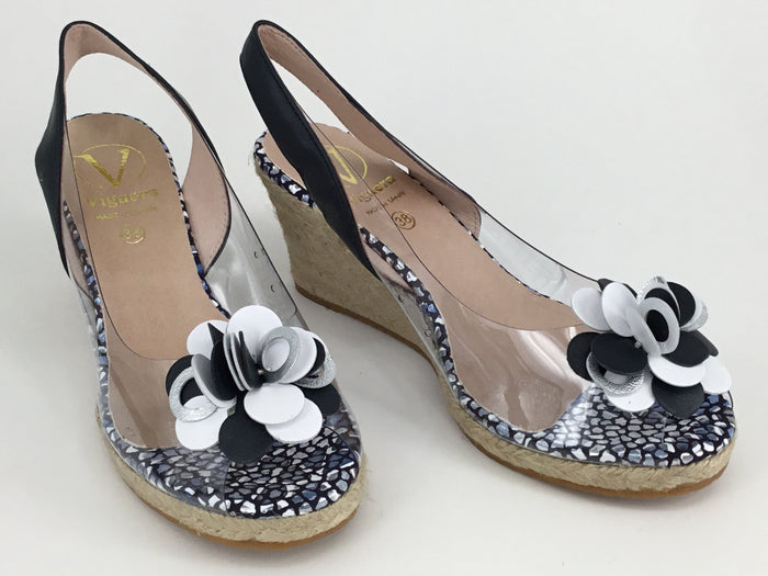 Viguera Venita available in 4 colours